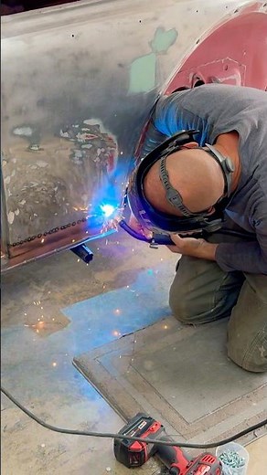 Rust repair on the Volkswagen Bug.