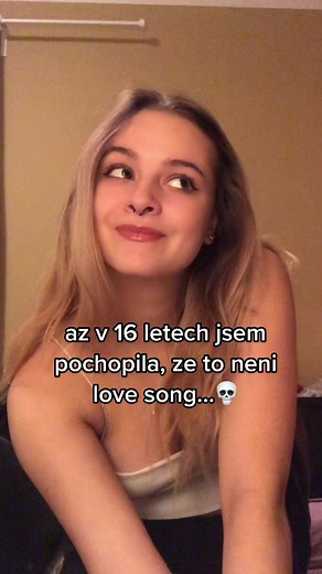 Videa uživatele Bára (@nejsem_wella) s Malá dáma - Kabát