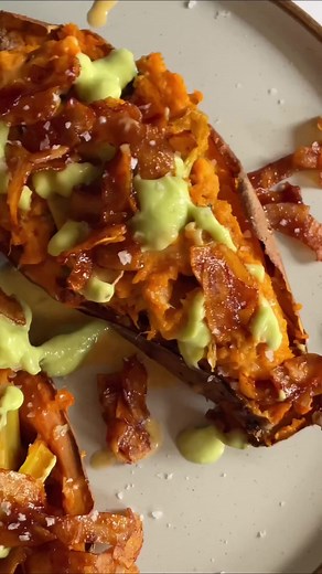 4.3K views | There’s nothing quite like using your 4-in-1 combi oven to fill the room with the delicious smell of loaded potatoes on a cold autumn evening. Save this post for when you’re in need of meal inspiration. | Panasonic UK | Facebook