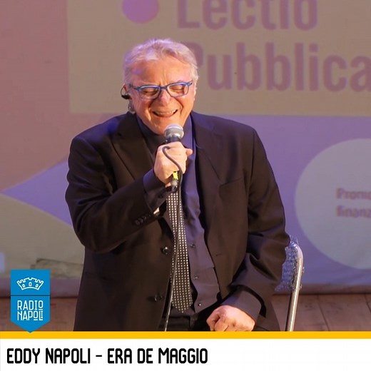 Eddy Napoli in una notevole interpretazione di Era de maggio accompagnato dal piano di Pasquale Cirillo e dalla fisarmonica di Mimmo Matania in occasione di Piedigrotta Bideri 2023 bit.ly/cliccaesenti | Radio Napoli