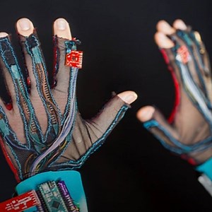 3M views · 938 reactions | These magical gloves translate sign language to text and speech | In The Know Now | Facebook