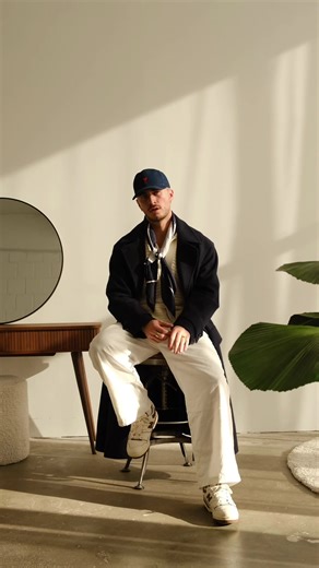 Lessons 🕰 Cap by @amiparis Coat by @cos Knit by @cos Pants by @arket Shoes by @aimeleondore X @newbalance #fypシ #fyp #trend #menstyle #menfashion #fashion #ootd #koeln #men #mensinspo #mensstyle #fashionblogger #streetstyle #fendi #lifestyle #grwm #getready #art #foryoupage