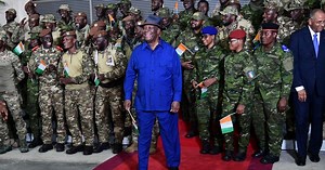 Pardoned Ivorian soldiers return home  | Africanews