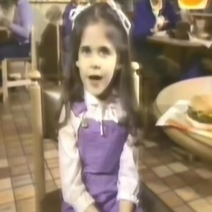 Sarah Michelle Gellar for Burger King... 1982... | Historical Pictures