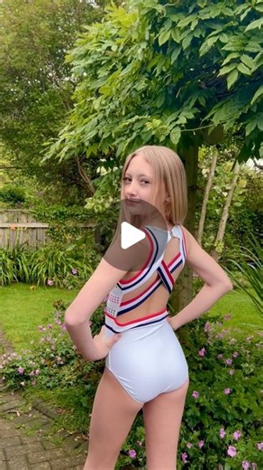 The Hooded Gymnast on Instagram: "🏴󠁧󠁢󠁥󠁮󠁧󠁿We got your back🏴󠁧󠁢󠁥󠁮󠁧󠁿 So excited for the Match tonight Come on England 💪 who else watching our Dream Team??? ❤️❤️❤️ #ootd Olympic Dreams by @darcyleotards what better way to support being English than by an English brand supporting all athletes ❤️🤍💙 #england #comeonengland #finals #englishfootball #darcyleotards #reelsinstagram #englishmodel #influencer #excited #trending #fyp #dreams #leotard #football #wellahair #blondemodel #sundayvi