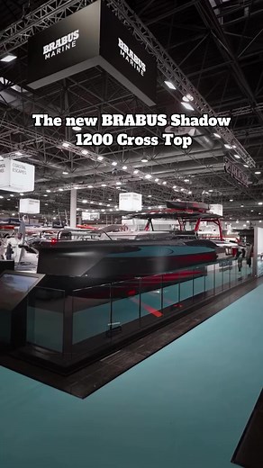 Discover the BRABUS Shadow 1200 Cross Top Boat