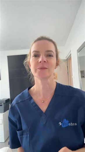 Compléments alimentaires : à risque vs pas à risque Pas à risque • Magnésium le matin : moins optimal que fin d’après-midi/soir pour beaucoup de personnes, mais pas à risque. • Vitamine D oméga-3 : association utile, facilite l’absorption des liposolubles. À risque • Fer sans bilan : risque de surdosage ou de masquer une autre cause (inflammation, carence fonctionnelle). • Cumuler plusieurs marques de magnésium : redondance des doses, troubles digestifs possibles. • Oméga-3 avec anticoagulants :