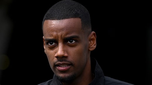 Transfer Lawyer Explains Alexander Isak Contract Termination Option After Secret Meeting