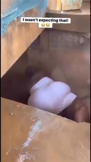 Kevin Ikeduba on Instagram: "In other news…Narrow Escape🚶‍♂️🚶‍♂️ This page does not support any form of Violence 💯💯"