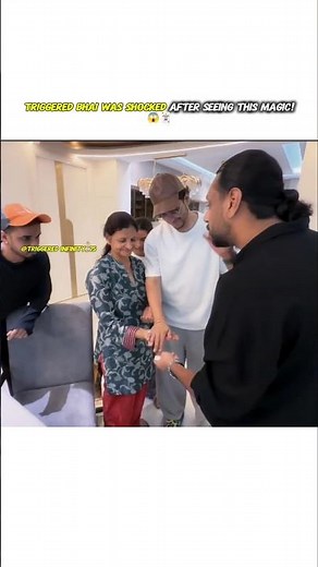 Triggered Bhai Was Shocked After Seeing This Magic! 😱🃏 #fukrainsaan ‪@DimpleMalhanVlogs‬