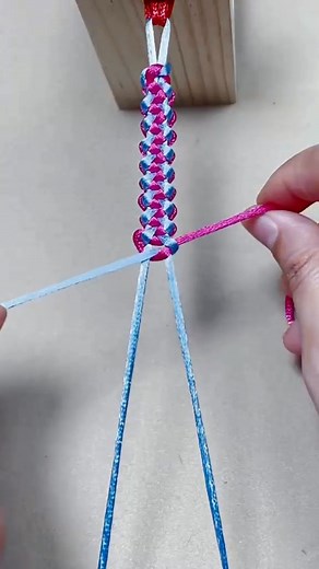 69K views · 1.4K reactions | How to tie a super pretty bracelet #diycrafts #crafts #diy #craft | Craft Home | Facebook
