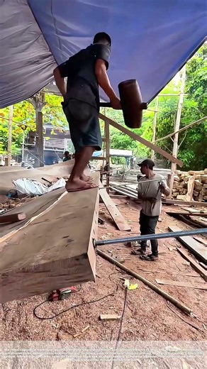 Forging Timber: The Art of Wooden Hammer Joinery