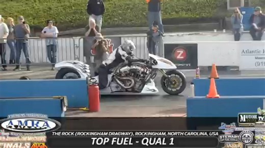 This is definitely not a PiPPi Video Edit of my liking. Rockingham - bad news and sort of OK news. Samu came off the bike doing 222 mph across the finish line. He's reported to be OK considering the circumstances - Walking to the ambulance and such. He's of course off to the hospital for checking up and I hope he's there for a while, making sure no aftermath effects show up. Heal up well my friend, no hurry 💪 The video is very safe to watch, otherwise I would not have created it. | Pär Pippi Wi