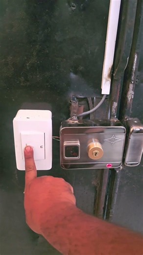 Installing a Smart Lock with Keypad and 120kg Door Closer in Gleem, with Remote Apartment Access