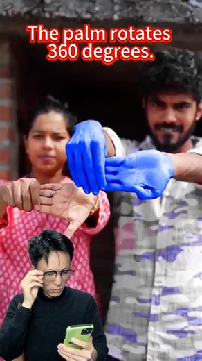 The palm rotates 360 degrees. #magic