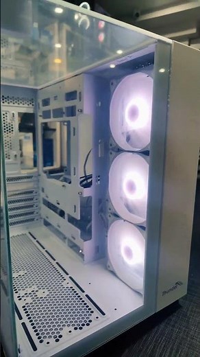 "Thunder Case Revolution: Explore the New Stock Cases for Your Dream PC Build!" #NewStockCases