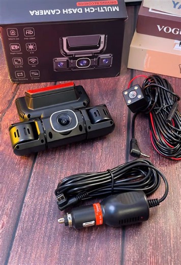 A dash cam with four built-in cameras, full coverage, no blind spots, keeping your drive safe. #driving #dashcam #recording #safety #tiktokshoploveatfirstfind