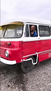 Robur Lo 3000 bus - zpět do garáže
