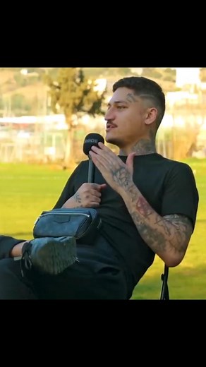 Trap Turtle on Instagram: "Ortiz έφαγε στολίδια με τον Light ? 😱😱😱😱"