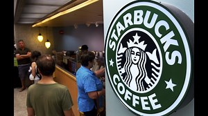 Starbucks is giving employees raises, changing the dress code