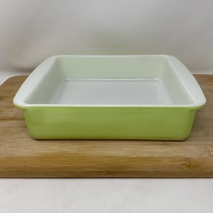 Vintage 1950's Pyrex 222 8x8 Inch Baking Pan Lime Green “brownie Pan”. Preowned. Please Read Description. - Etsy