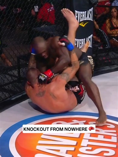 Unbelievable KO! Joe Schilling Stuns Manhoef in Sudden Finish #MMA #Bellator #KO | Bellator MMA
