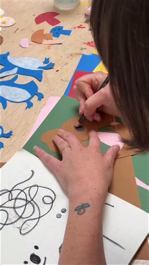 UTme! is launching first at UNIQLO Emporium! For our launch and the grand reopening of our Emporium store, we collaborated with Melbourne’s local artist, @beciorpin , for an exclusive UTme! collection. Meet Beci Orpin, our first UTme! artist representing Melbourne.✨ 📍 Be first to explore Beci Orpin’s exclusive UTme! collection at UNIQLO Emporium on November 27. UTme! is our in-store service where you can customize T-shirts and tote bags with your designs or exclusive designs from local collabor