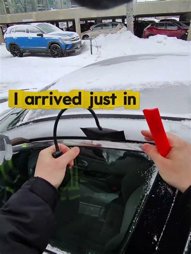 Emergency Car Lockout Winnipeg 🚨 Opened in 1 Minute! #Winnipeg #CarLockout #Shorts