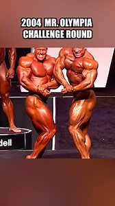 Bodybuilding icons battle on stage! | Jay Cutler