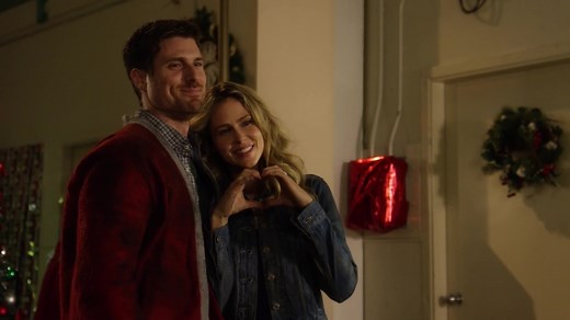 Watch Firehouse Christmas for Free Online | Pluto TV