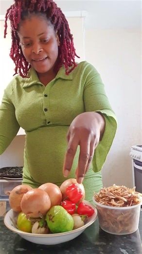 Let's cook garden egg local sauce 😋