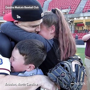 SWEET SURPRISE: United States Air Force service member home from 6-month deployment overseas surprises his two children by pretending to be a catcher at baseball game. http://abcn.ws/2pB5e9K | ABC News