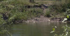 Log jams, derbis present in Bitterroot River