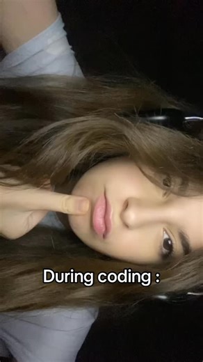 Rym on Instagram: "Most toxic relation cheftha c’est ana wl coding😭 #fyp"