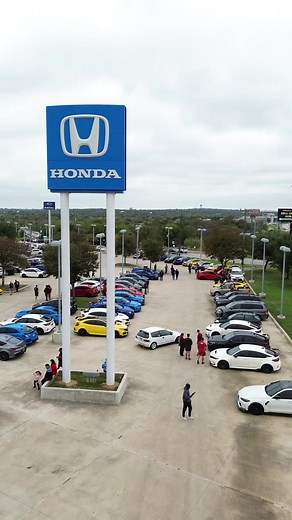 Hondata Honda Jailbreak meet here in San Antonio Texas Thank You Hondata_inc & Gillman Honda for hosting this Honda Civic FL5 FK8 Type R & Integra Type S meet up. “Jailbreak” is a procedure of unlocking the Honda ECU so you can install a new program for better performance #Honda #HondaCivic #CivicTypeR #Integra #TypeS | HondaPro Jason