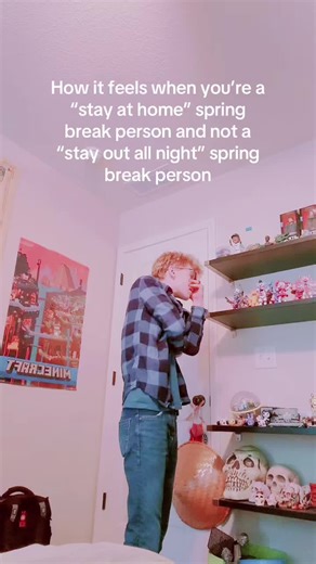 Happy Spring Break! #joke #relatable #springbreak #goodboys #roberttheweirdo