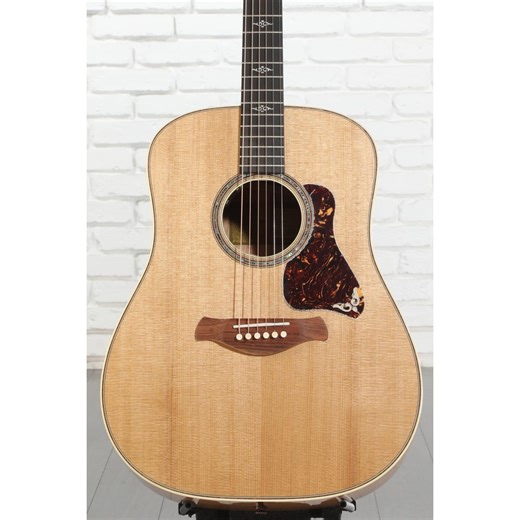 Taylor Gold Label 810e Acoustic-electric Guitar - Natural