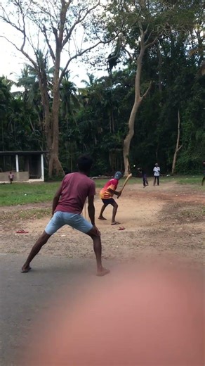 Leg එකෙන් දාල off stump ගැලවීමේ චාරිත්‍රය 😀