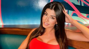 Dak Prescott's Girlfriend Shares Intimate Photos Of The Couple Celebrating Her 30th Birthday (PICS)