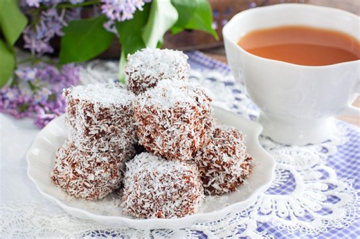 Kad zamirišu ČOKOLADA i KOKOS skupiće se i komšiluk: Recept za ČUPAVCE koji se prave za POLA SATA i vraćaju u detinjstvo