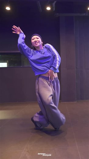 DFS Dance Studio on Instagram: "✨ @chaekit2s2 POP-UP CLASS 🎧 : @cupidfszn - Service #성수댄스학원 #서울댄스학원 #디프런프롬세임학원 #chaekit #choreography"