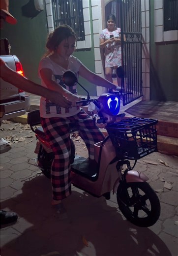 Fin de año con tu nueva máquina solo con octopus 🐙💥 Pide las tuya y empieza el año con el pie derecho 🔥 #bicimoto #moto #ibike #motoelectrica #octopusnic