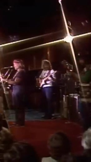 Who’s on your mind? #LoveSong | Willie Nelson
