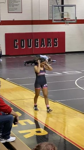 16 second pin//Girls High School Wrestling