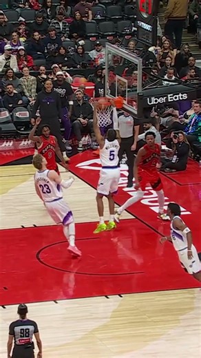 🏎️ Collier steals and delivers to Cody Williams 🍽️