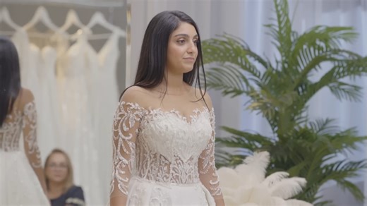 Eve is hoping that by finding the perfect wedding dress, her boyfriend will finally propose to her. She's obsessed with Disney and wants to feel like a princess but will she prefer a fishtail or a ballgown? | Say Yes to the Dress Atlanta TLC