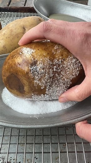 It’s much easier than you thought to make the perfect Baked Potatoes with crispy skin and that delicious flaked sea salt. So ditch the foil, it’s your number 1 mistake! GRAB THE RECIPE: https://ohsweetbasil.com/how-to-make-oven-baked-potatoes-with-crispy-skin/ | Sweet Basil