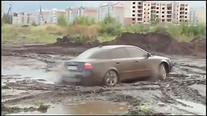 AUDI A4 Quattro Extreme Off road 4x4 in Deep Mud