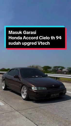 Honda Accord Cielo 94 dengan Upgrade Vtech
