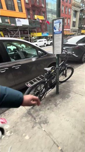 MTA New York City transit bus route M22